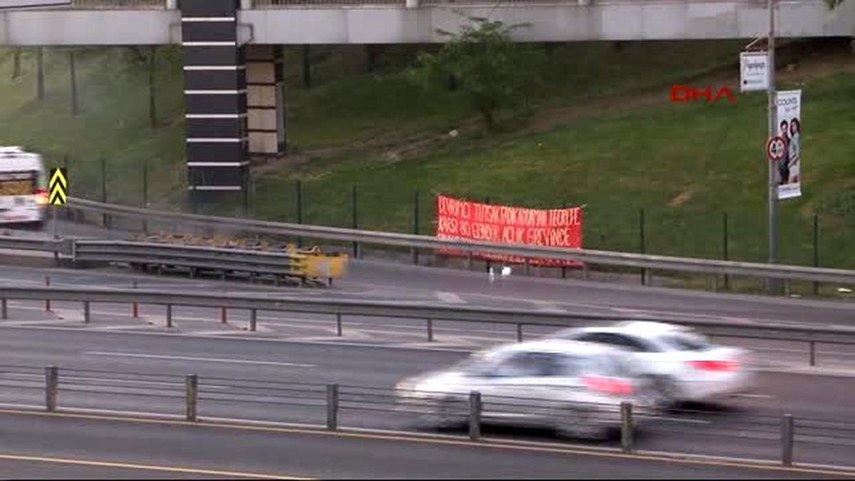 Okmeydanı Sapağında 'Şüpheli Paket' Paniği! Yol Trafiğe Kapatıldı