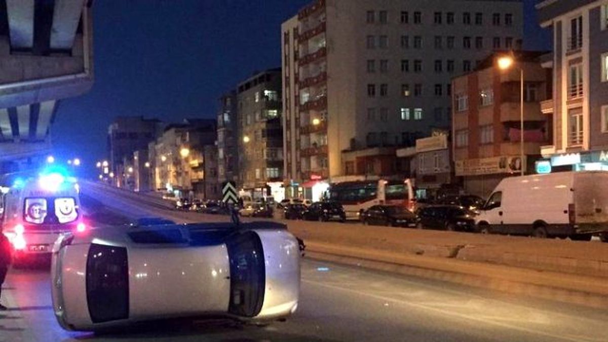 Samsun\'da Trafik Kazası: 2 Yaralı
