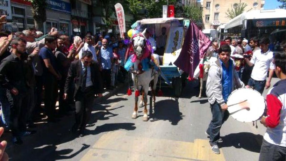 Şanlıurfa\'da Düğün Fuarı Açıldı