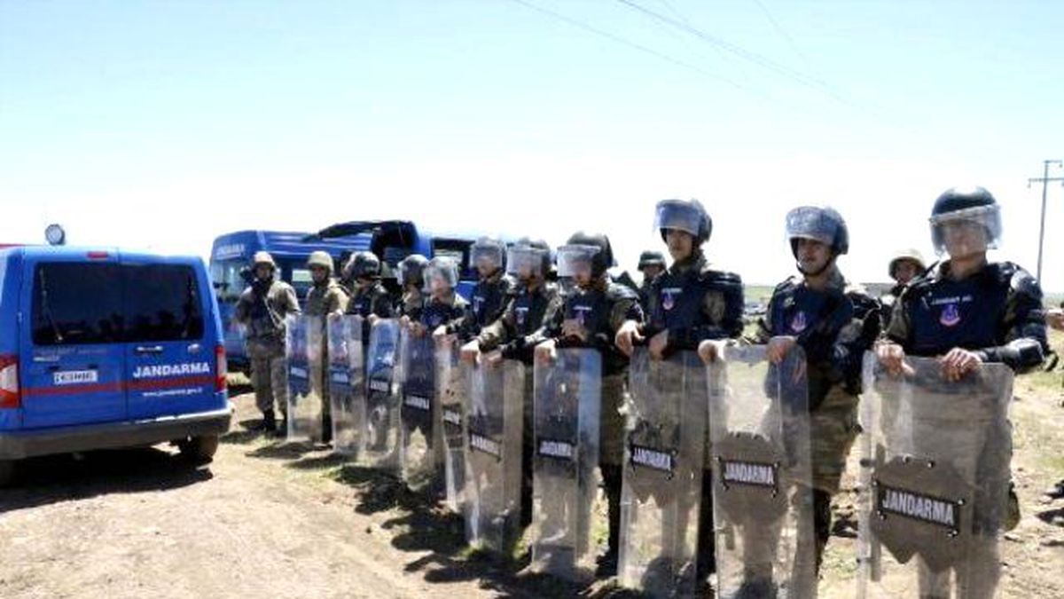 Siverek'te Elektrik Kesintisi Gerginliğe Yol Açtı