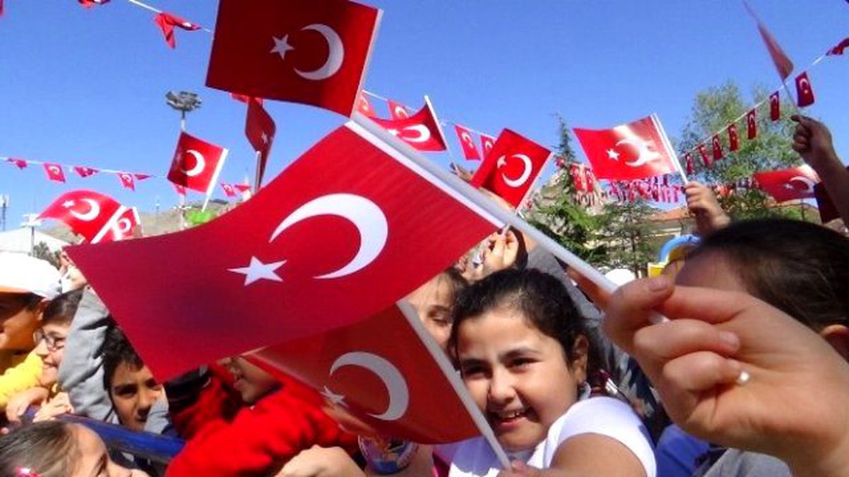 Tokat\'ta Çocuk Şenliği
