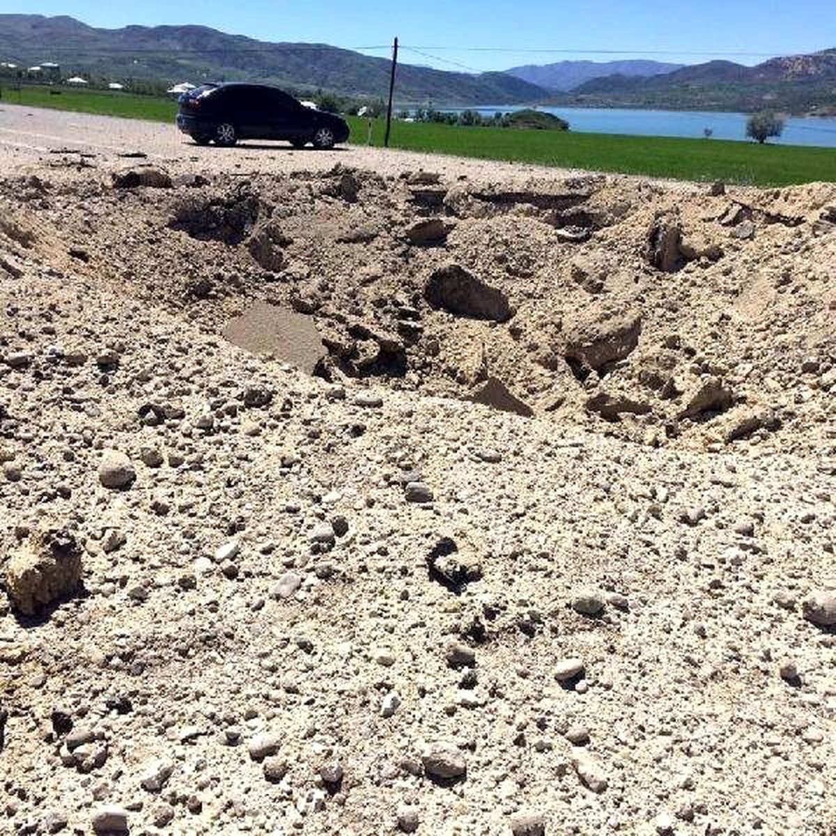Tunceli\'de Askeri Aracın Geçişi Sırasında Patlama: 3 Asker Şehit (4)