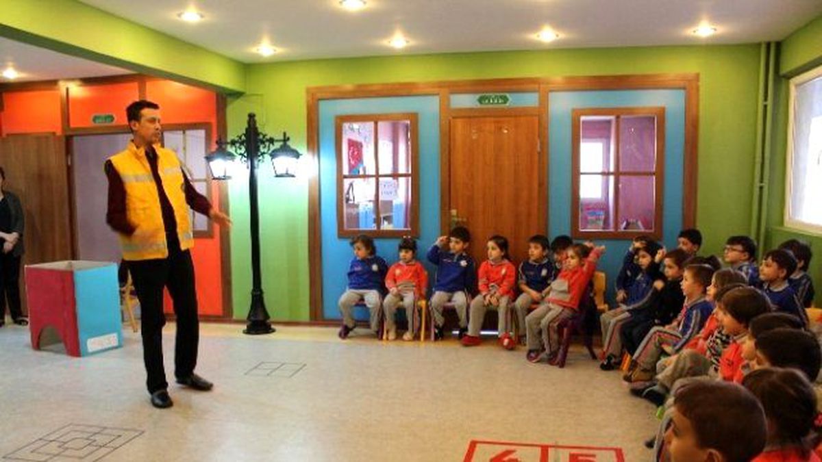 Üniversite Öğrencilerinden Sosyal Sorumluluk Proji