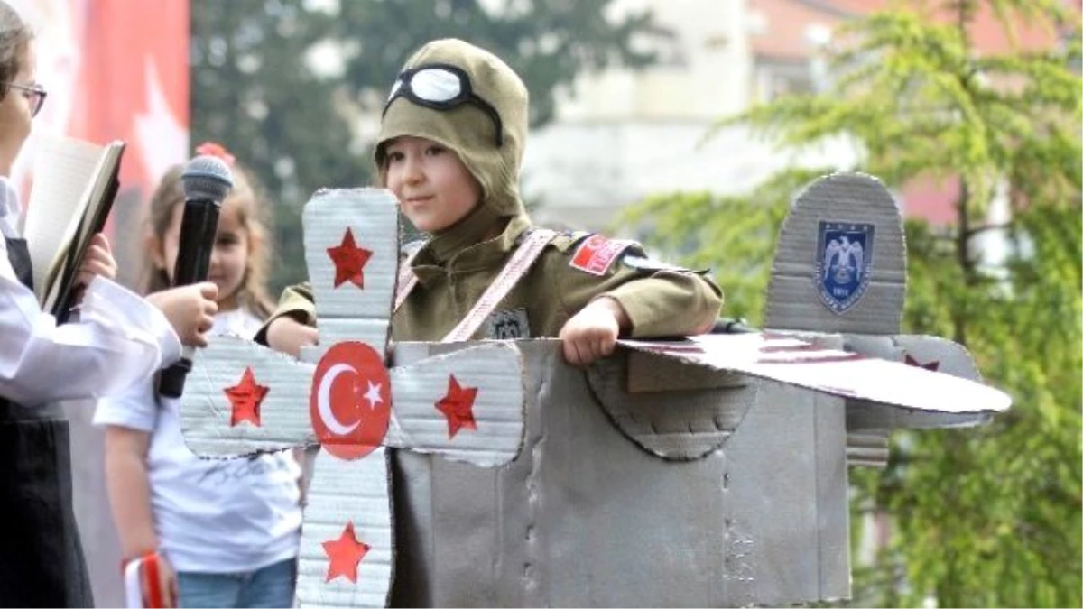 23 Nisan\'a Türk Kadınları Canlandırması Damga Vurdu