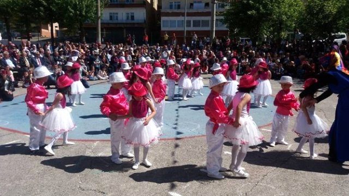 23 Nisan Bayramı Gülüç\'te Coşkuyla Kutlandı