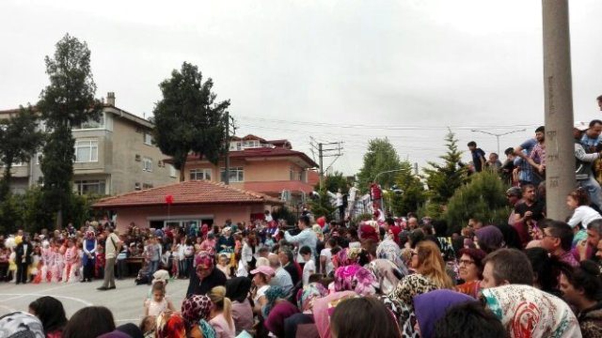 23 Nisan Coşkusu Okul Duvarlarına Taştı