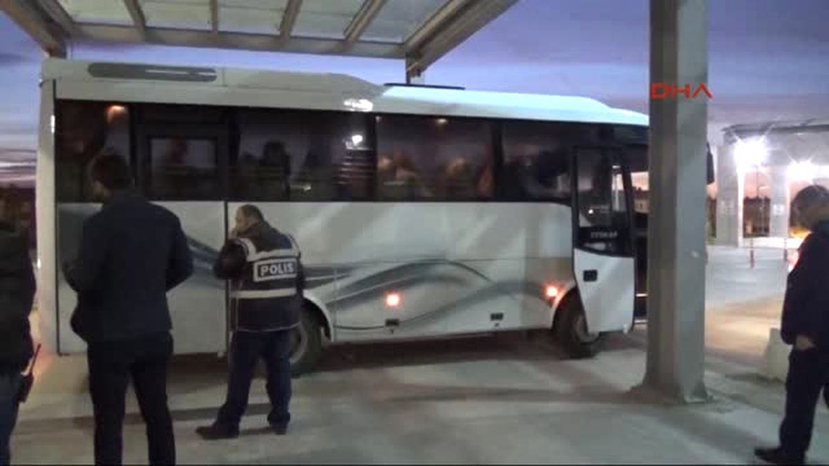 Afyonkarahisar\'daki Fetö/pdy Operasyonunda Gözaltı Sayısı 28\'e Yükseldi