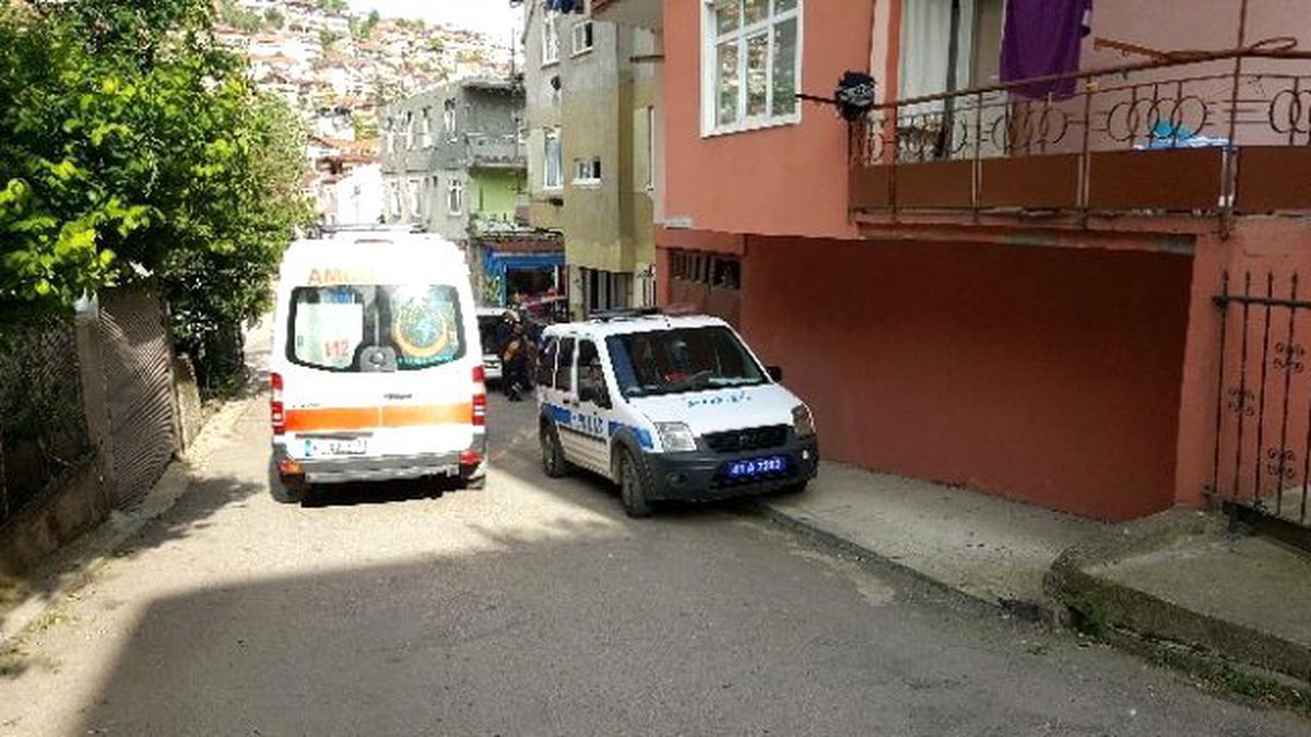 Annesi Tarafından Odasında Ölü Bulundu