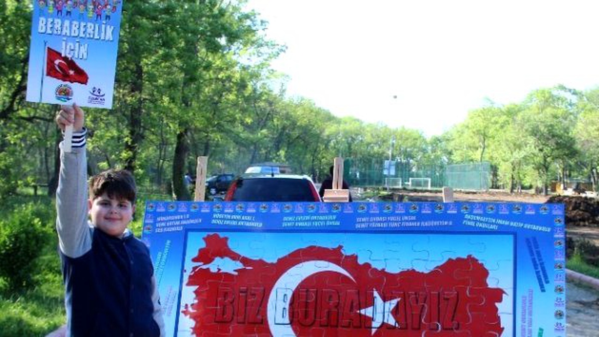 Atakumlu Çocuklardan Dünyaya "Biz Buradayız" Mesajı