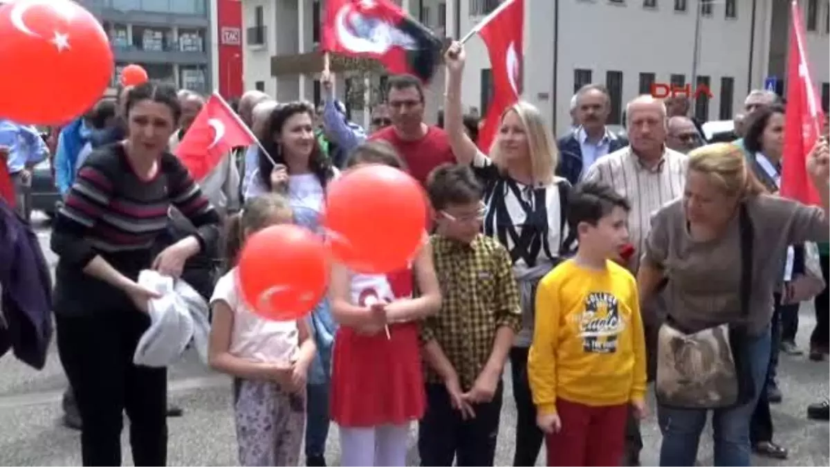 Balıkesir\'de Alternatif 23 Nisan Bayramı