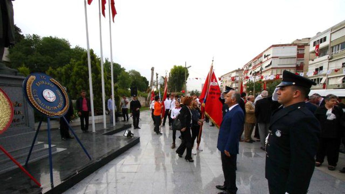 Bayarklı\'da 23 Nisan coşkusu