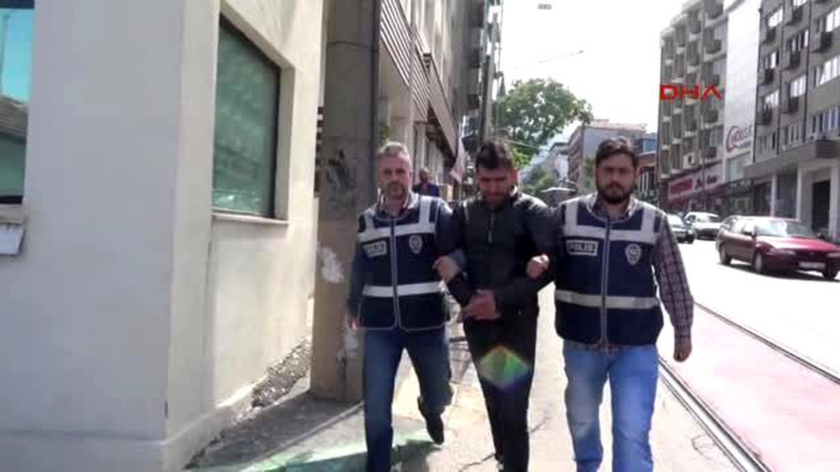 Bursa İlişkiye Girmiş, Anlaştığı Parayı Alamayınca Araçları Ateşe Vermiş