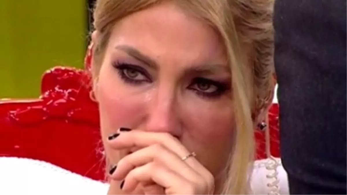 Çağla Şikel\'den Babasına Duygusal Doğum Günü Mesajı