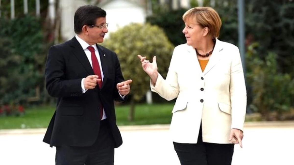 Davutoğlu ve Merkel Sığınmacıları Ziyaret Edecek