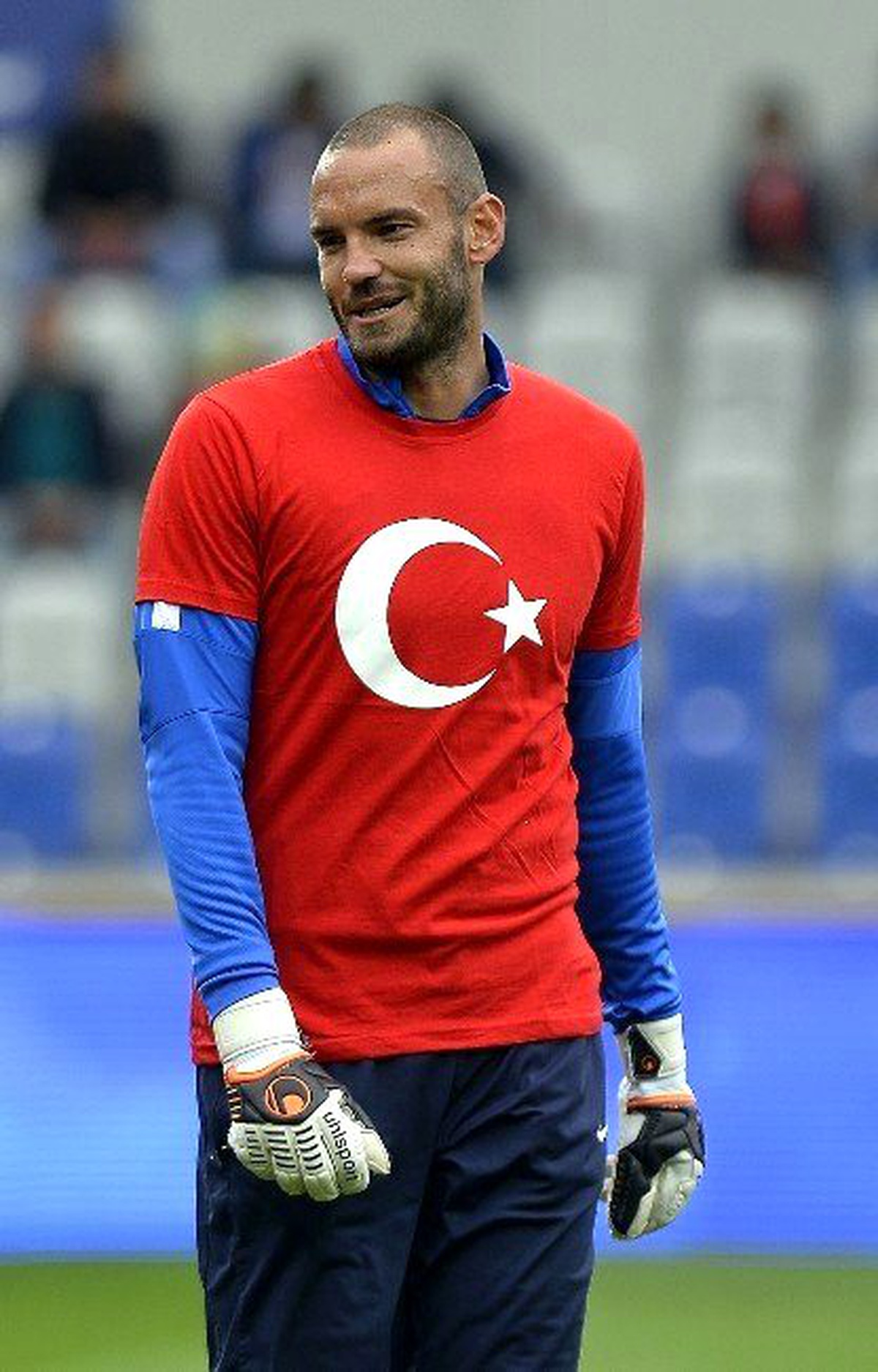 Fatih Terim Stadyumu\'nda 23 Nisan Coşkusu