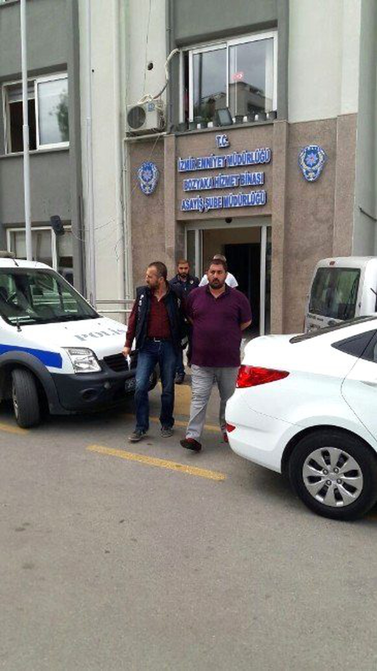 Gökhan Töre\'yi Vuran Cezaevi Firarisi Zanlı İzmir\'de Yakalandı