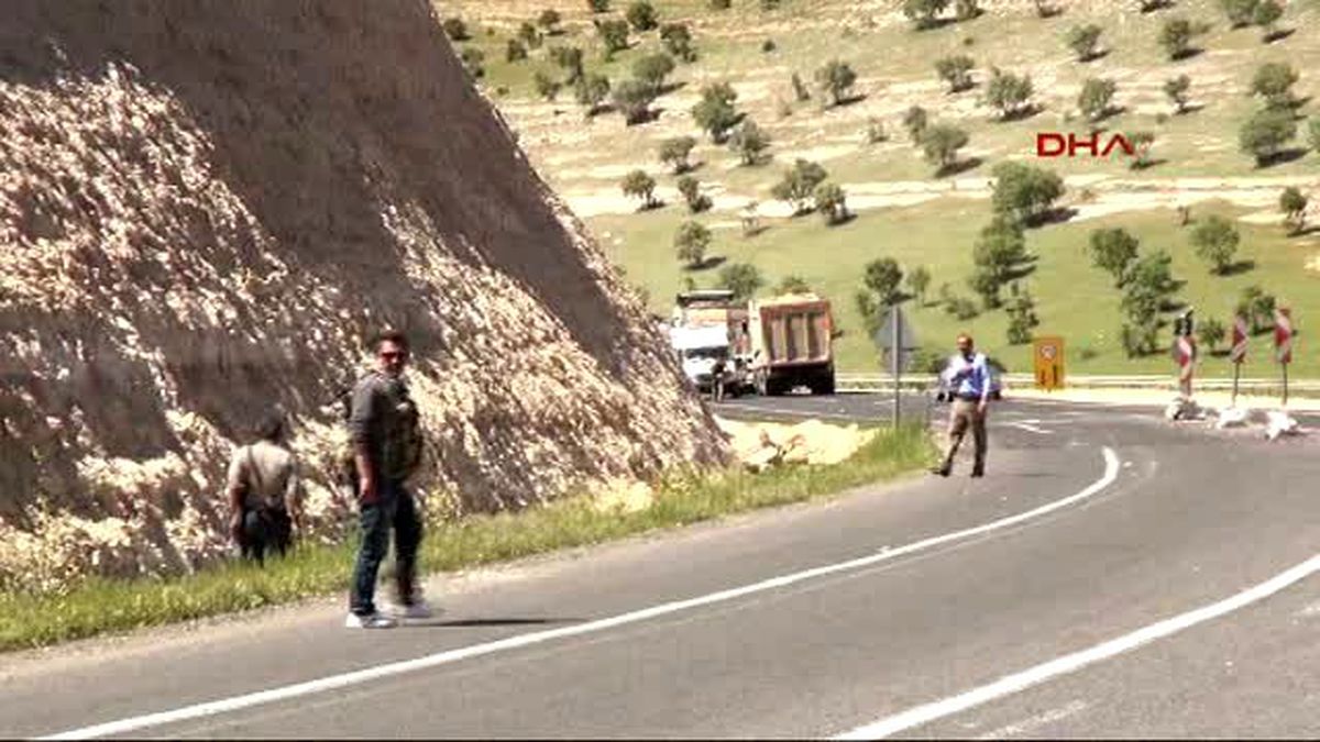 Mardin \' de Polis Aracına Bombalı Saldırı: 6 Polis Yaralı