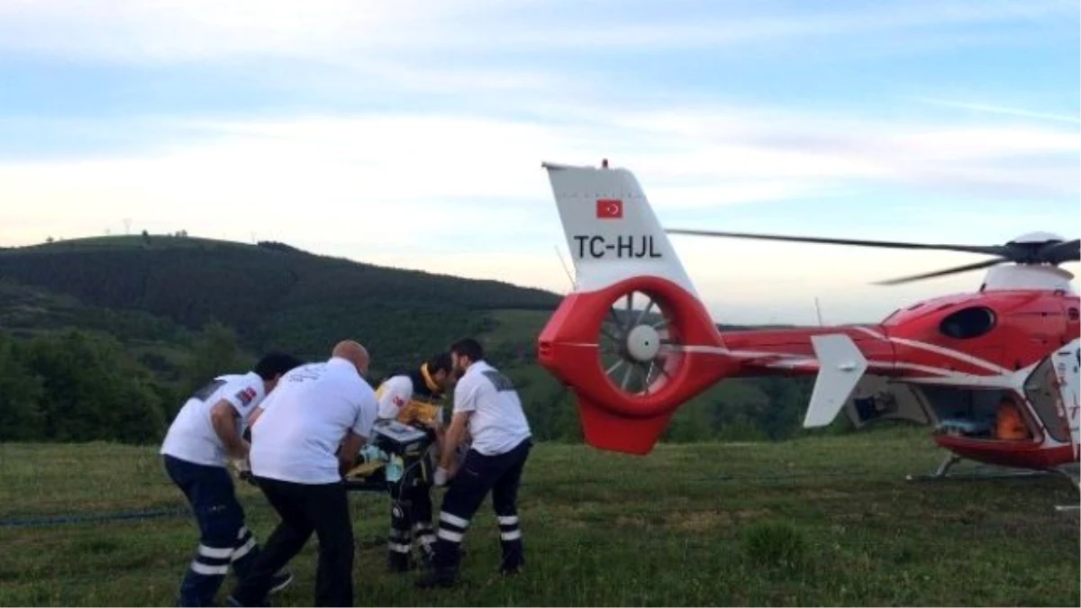 Tarlada Yaralanan Çiftçinin Yardımına Ambulans Helikopter Yetişti