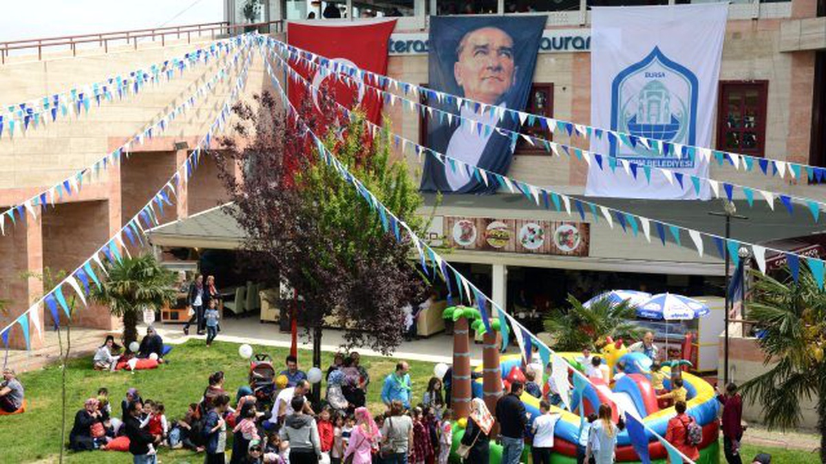 Yıldırımlı Çocuklar 23 Nisan\'ı Şenlikte Kutladı