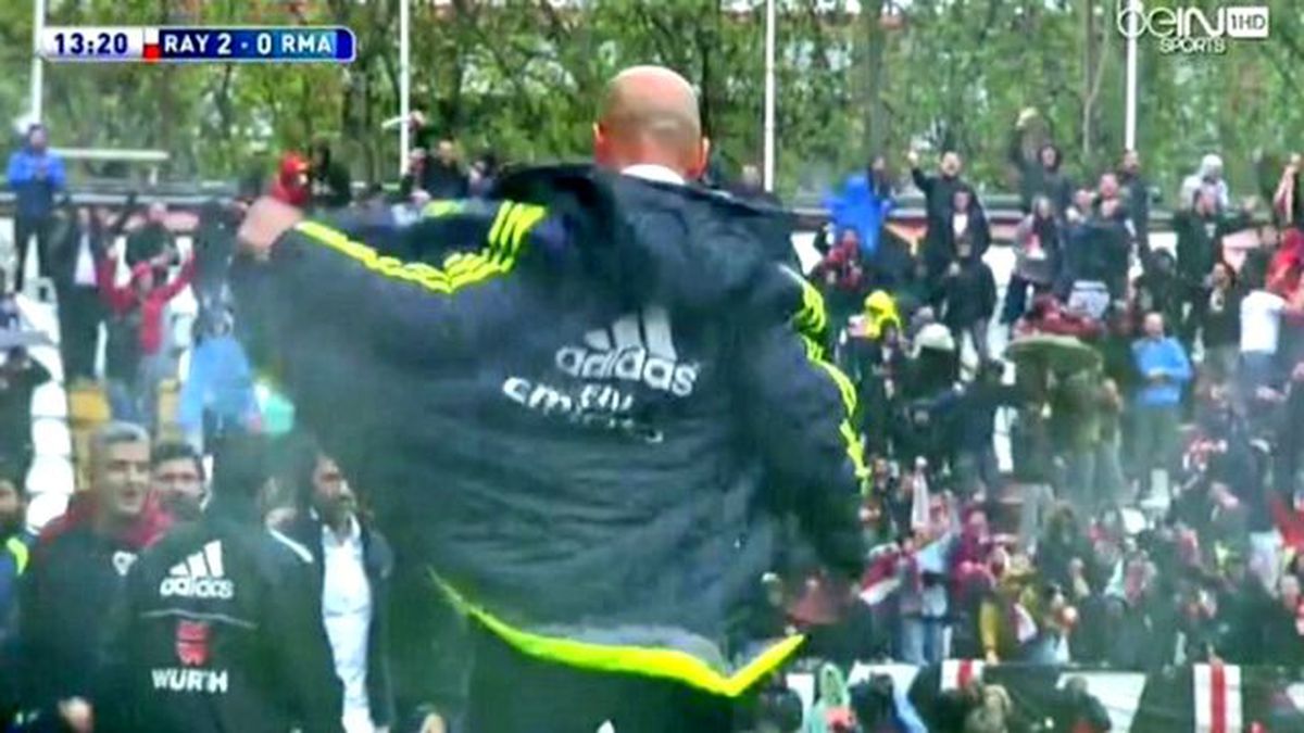 Zidane, Geriye Düştükleri Maçta Totem Yaptı, Takımı Maçı 2-0'dan 3-2 Kazandı