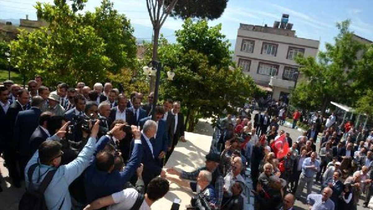 Bakan Yıldırım ve Kocaoğlu, Restore Edilen Külliyeyi Açtı