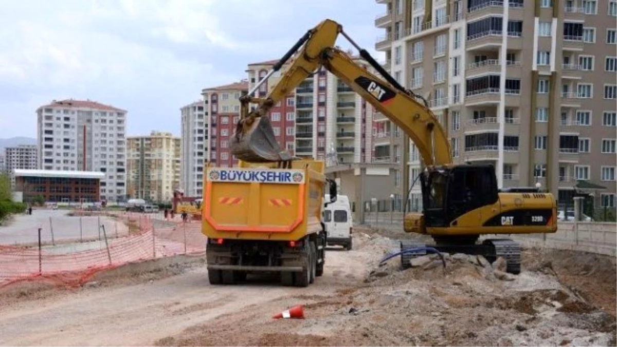 Barguzu Caddesi\'nde Düzenleme Çalışması Başladı