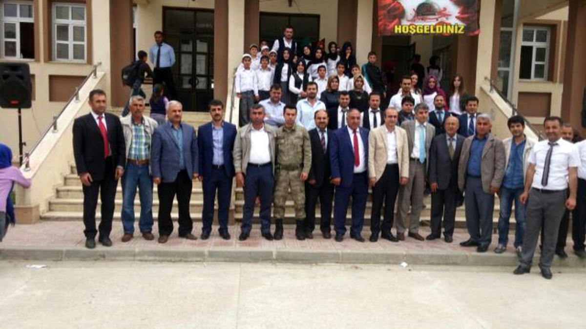 Bekirhan İmam Hatip Ortaokulunda Kutlu Doğum Etkinliği