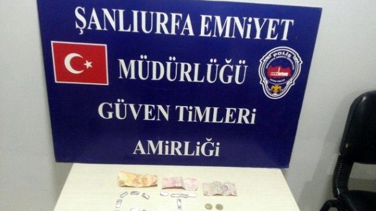 Bulgur Poşetinde Eroin Satan Zanlı Yakayı Ele Verdi