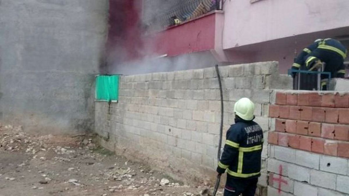 Evde Çıkan Yangın Korkuttu