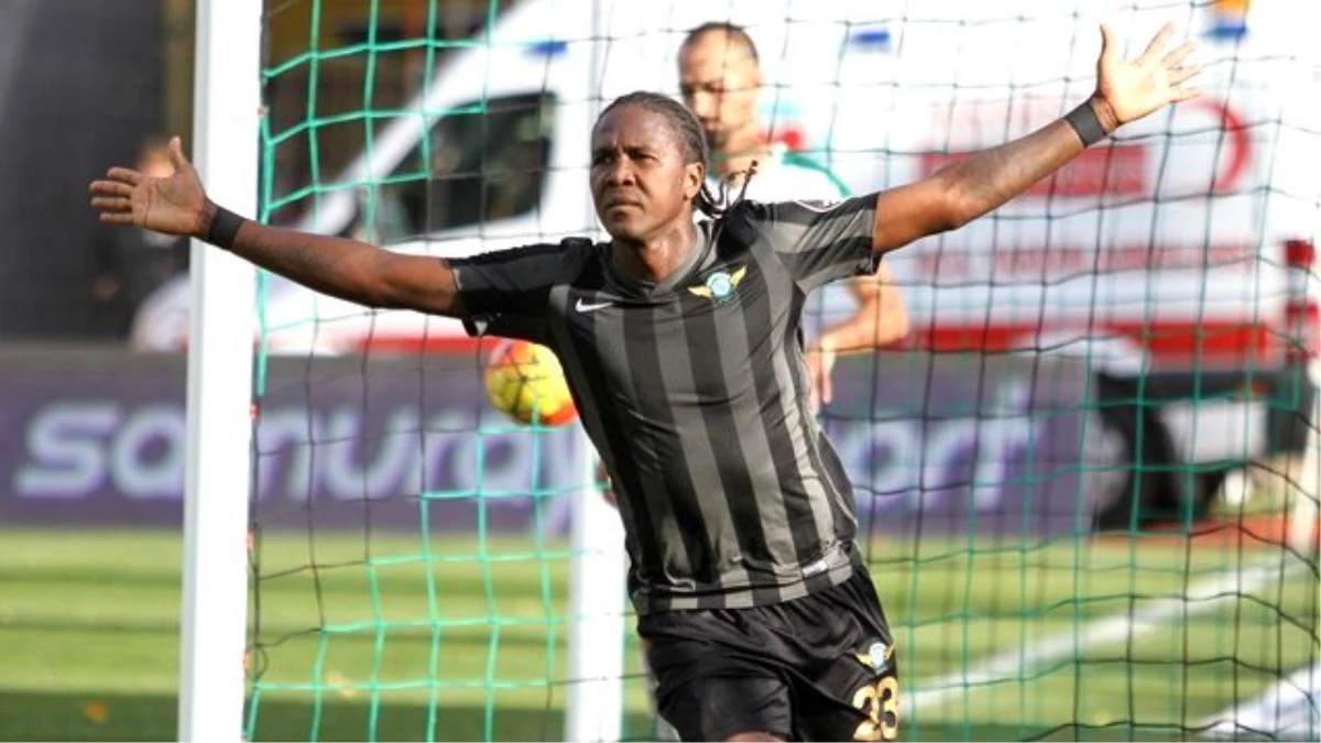 Hugo Rodallega, Çin'den Teklif Aldı