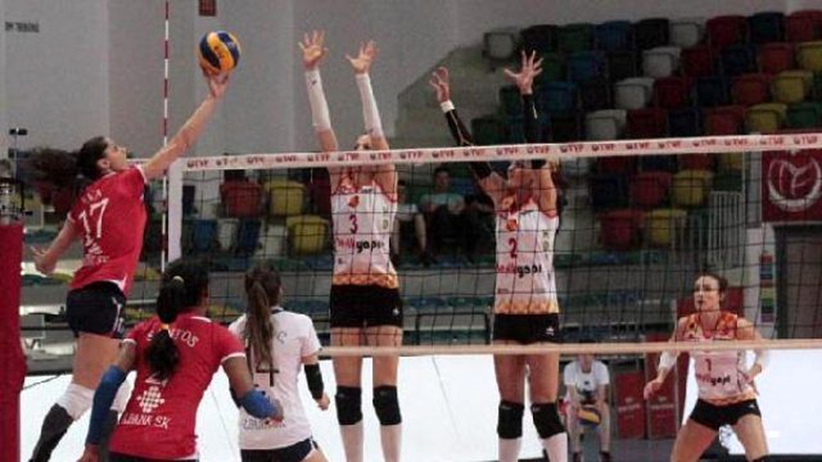 İmperial Hastanesi İdmanocağı-İlbank: 2-3 (Kadınlar Voleybol 1.lig Baraj Maçı)