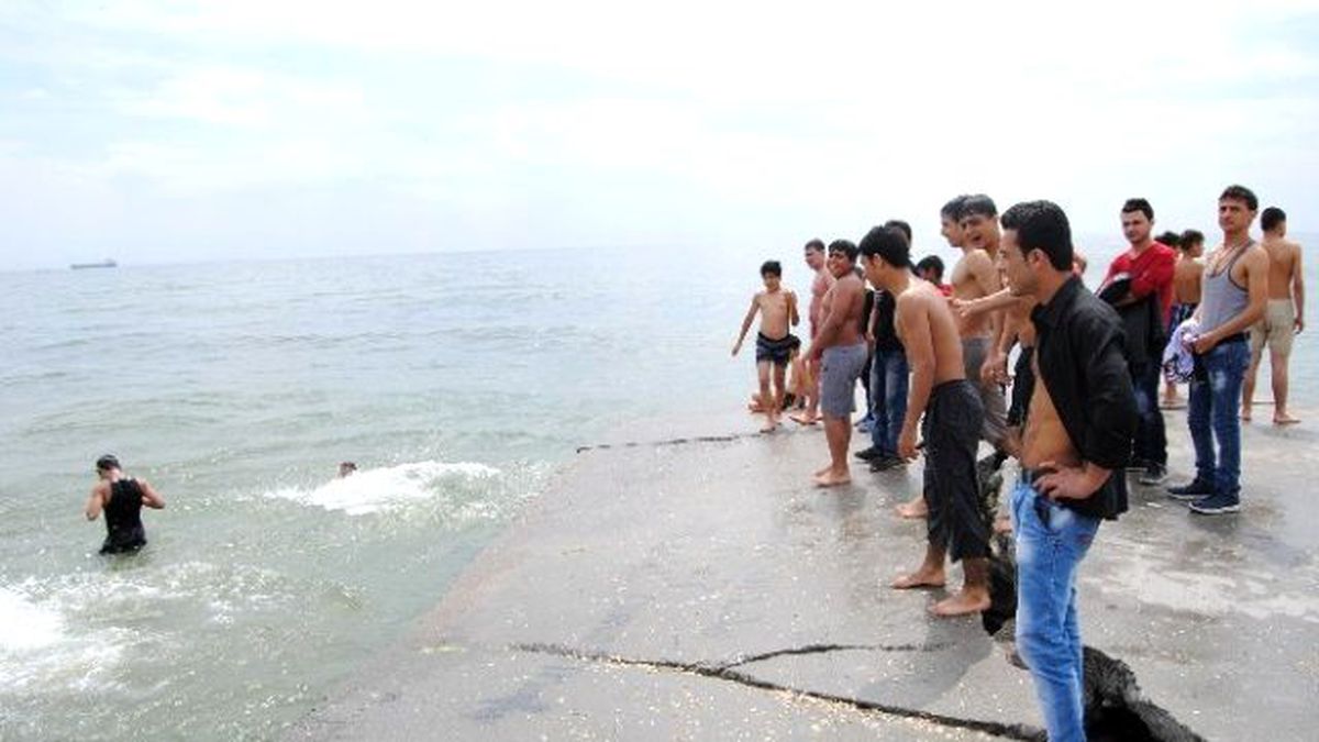 İstanbullular Deniz Sezonunu Erken Açtı