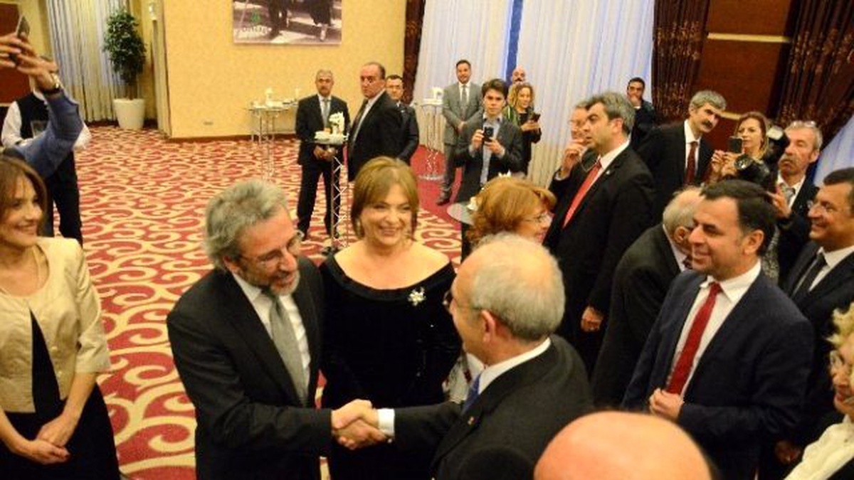 Kılıçdaroğlu, Çankaya Belediyesi ve Cumhuriyet Gazetesi\'nin 23 Nisan Resepsiyonuna Katıldı