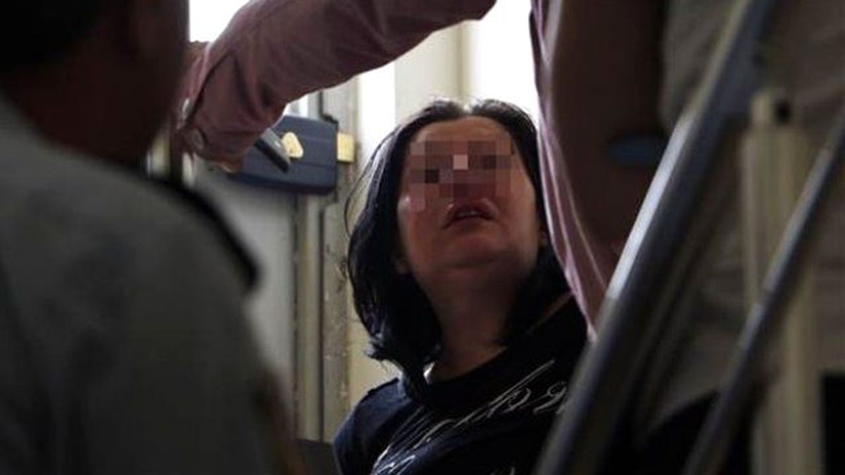 Kızının Cinsiyet Değiştirme İsteği, Anneyi Hastanelik Etti