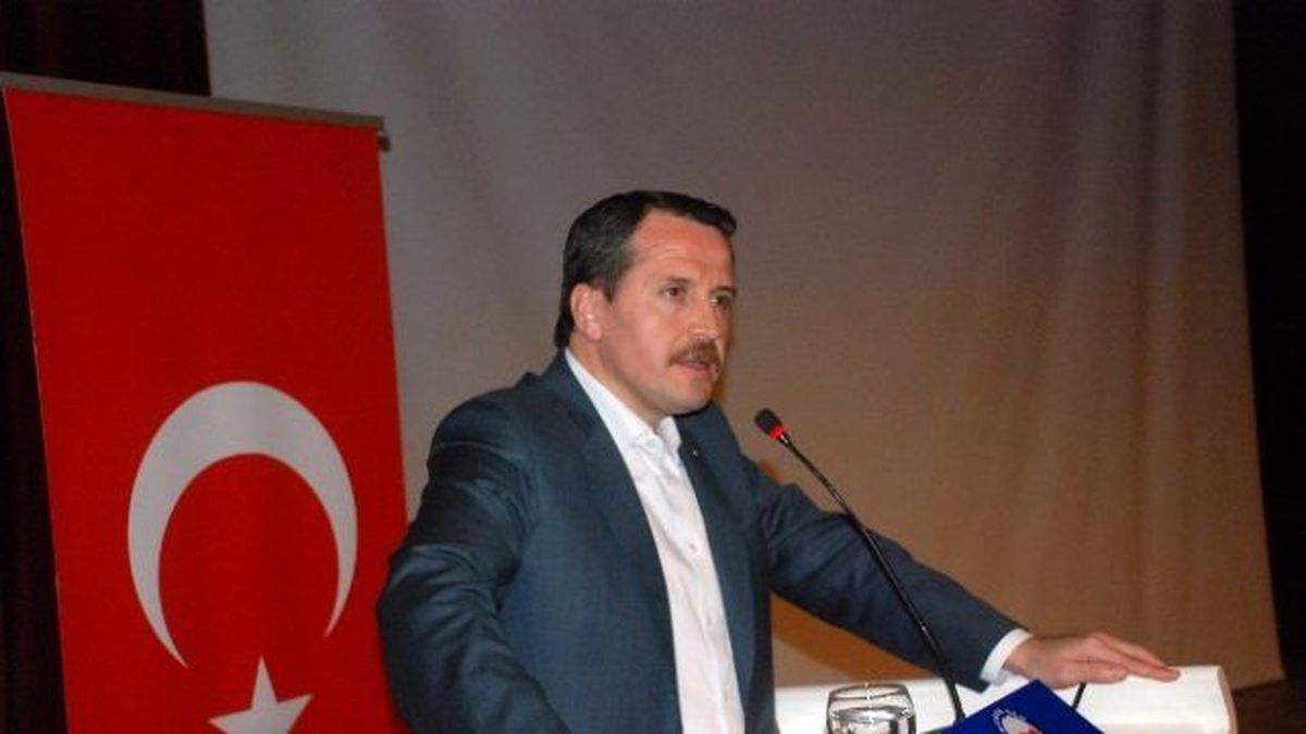 Memur Sen Genel Başkanı Yalçın: "Türkiye Şu An Krize Gebe Bir Ülke"