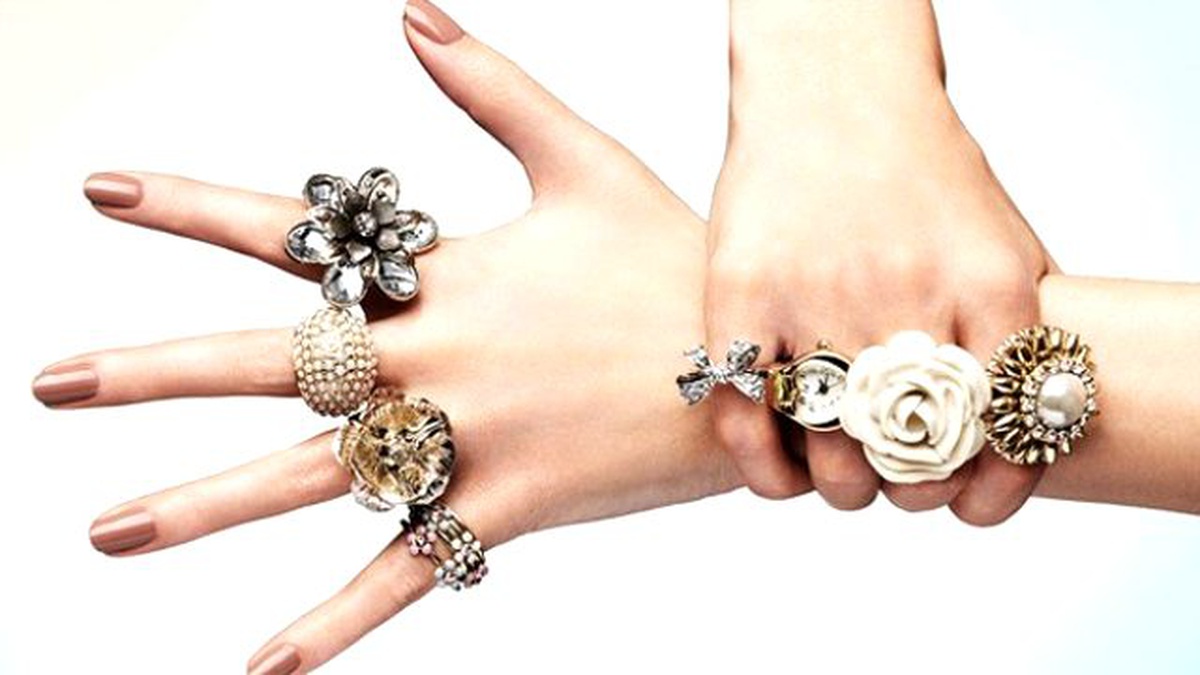 Şıklığı Tamamlayan Aksesuarlara Sıkı Denetim Geliyor