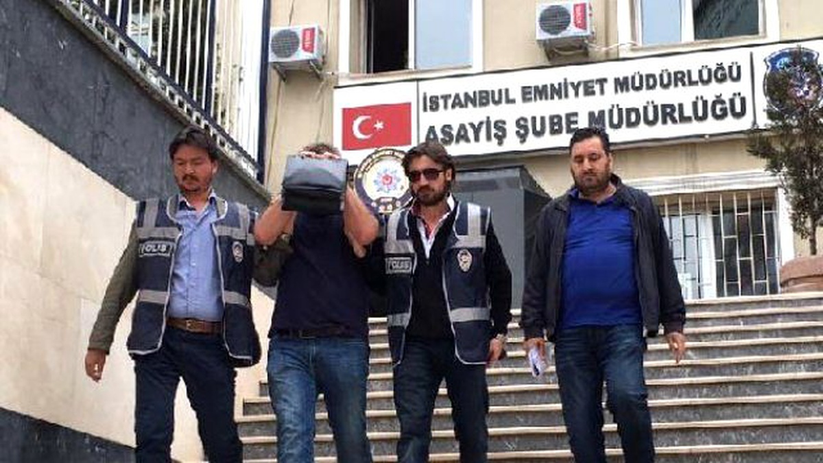 Şüpheli, Kadınları "Kanada Vatandaşıyım" Diyerek Dolandırmış