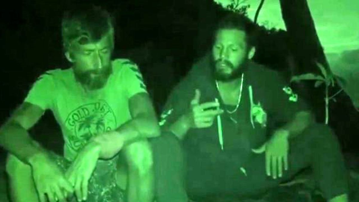 Ünlüler Takımı Semih\'i Eleştiri Yağmuruna Tuttu!