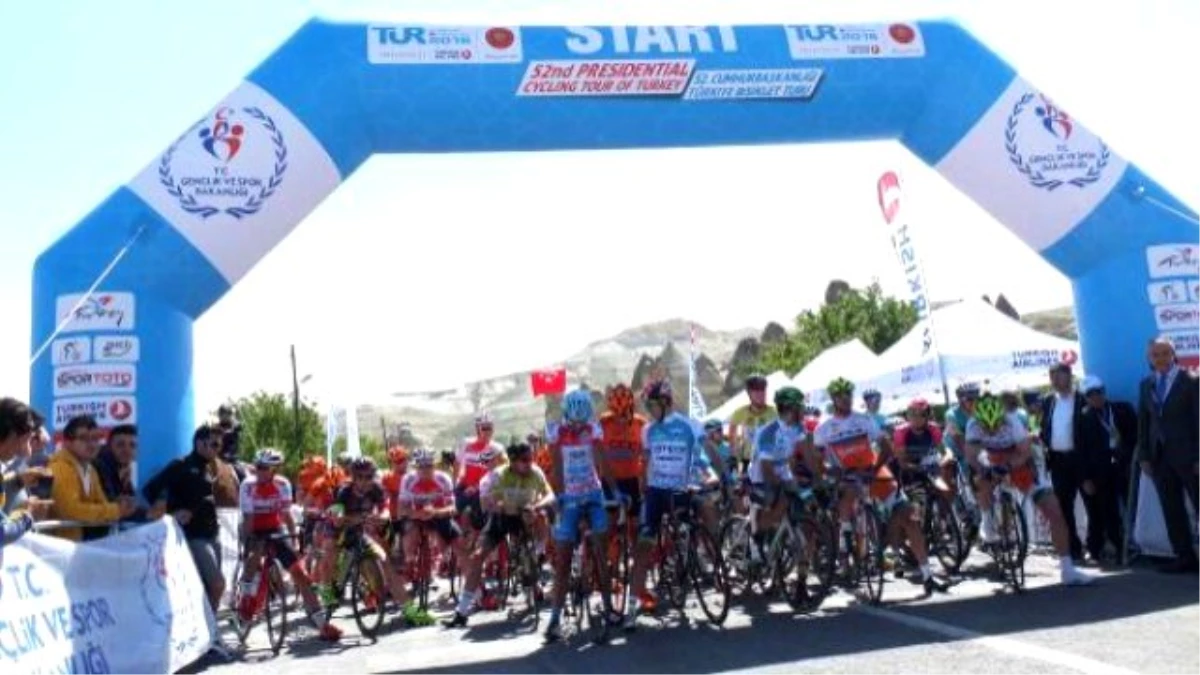 52\'nci Cumhurbaşkanlığı Bisiklet Turu\'nun İkinci Etabı Kapadokya\'da Başladı