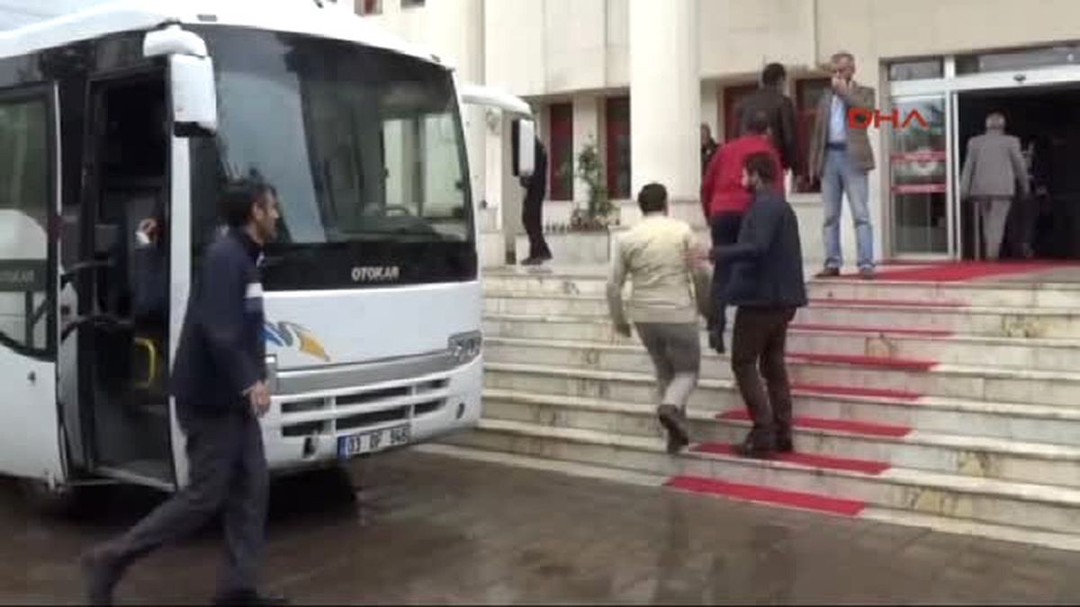 Afyonkarahisar\'da Fetö/pdy Şüphelileri Adliyeye Sevk Edildi