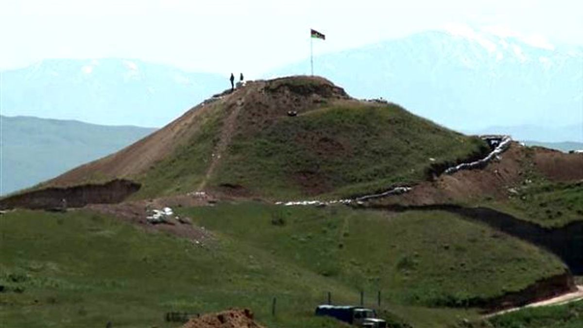 Azerbaycan Stratejik Öneme Sahip Lele Tepe\'yi Geri Aldı