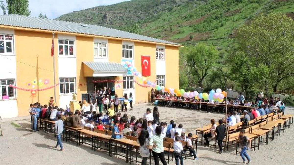 Beytüşşebap\'ta 23 Nisan Coşkusu