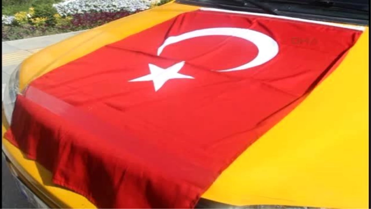 Burdurlu Taksiciler Şehit Aileleri ve Gaziler İçin Direksiyona Geçti