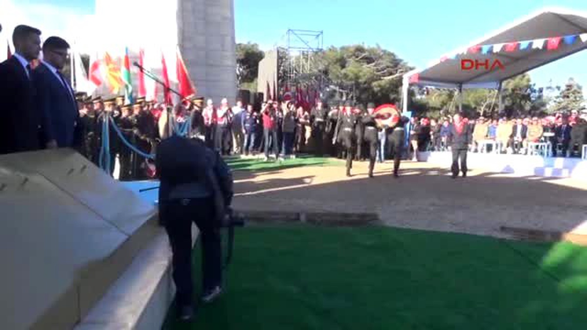 Çanakkale Temsili 57\'inci Alay Sancağı Çomü\'ye Emanet