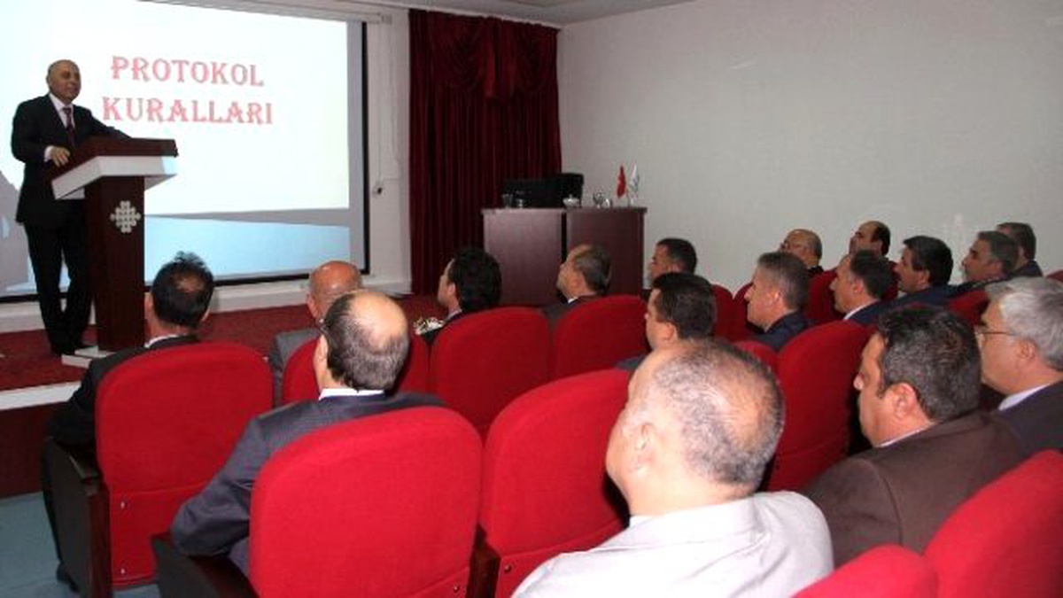 İller Bankası\'ndan Kurum Amirlerine \'Protokol Kuralları\' Semineri