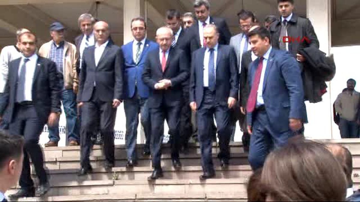 Kılıçdaroğlu\'ndan \'Aym Töreninde Erdoğan ile Tokalaşmama\' Yorumu