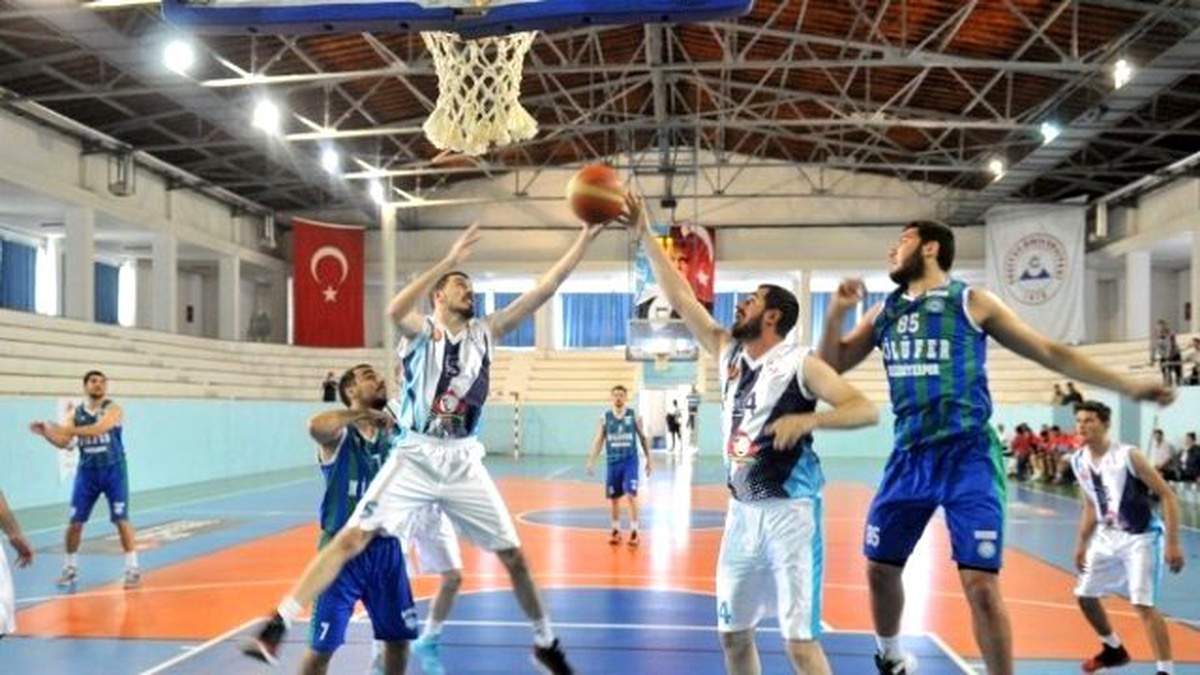 Nilüfer Belediyespor Kayseri\'den Avantajla Döndü