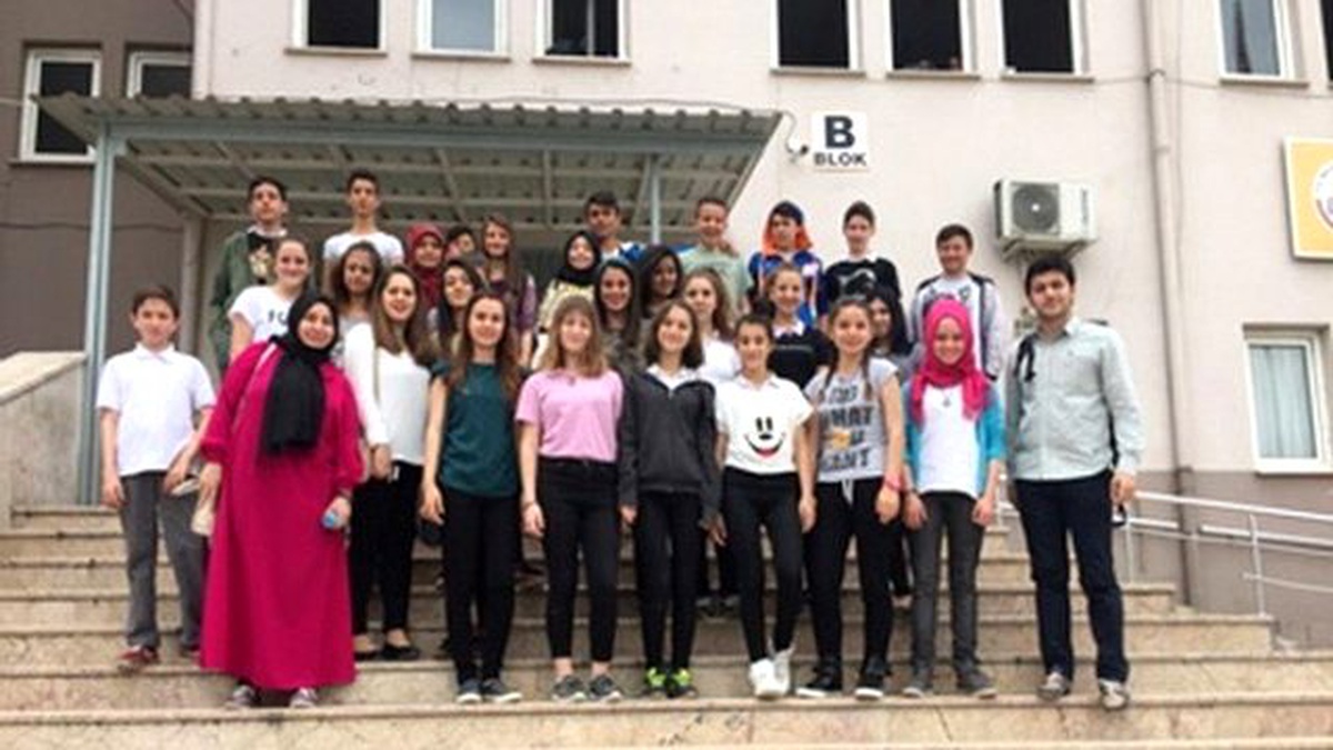 Saü Sosyal Hizmet Bölümü Öğrencilerinden Madde Bağımlılığı Farkındalık Projesi