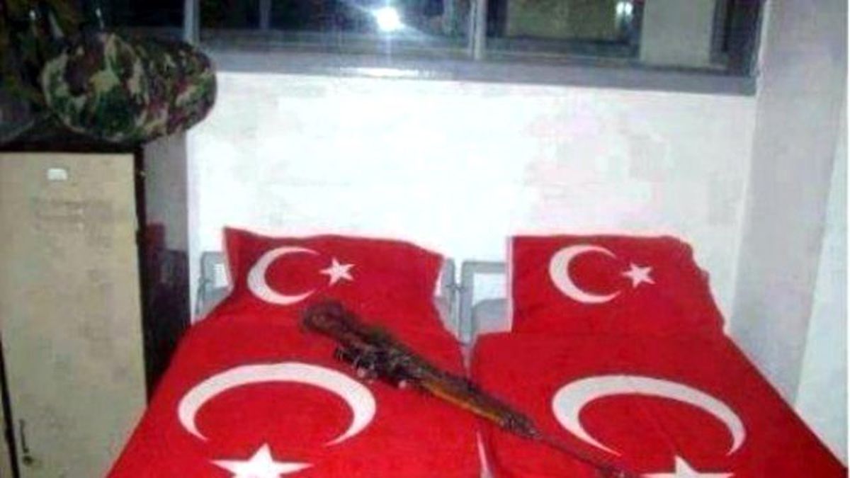 Şehit Olan Arkadaşlarının Ranzalarını Boş Bırakmadılar