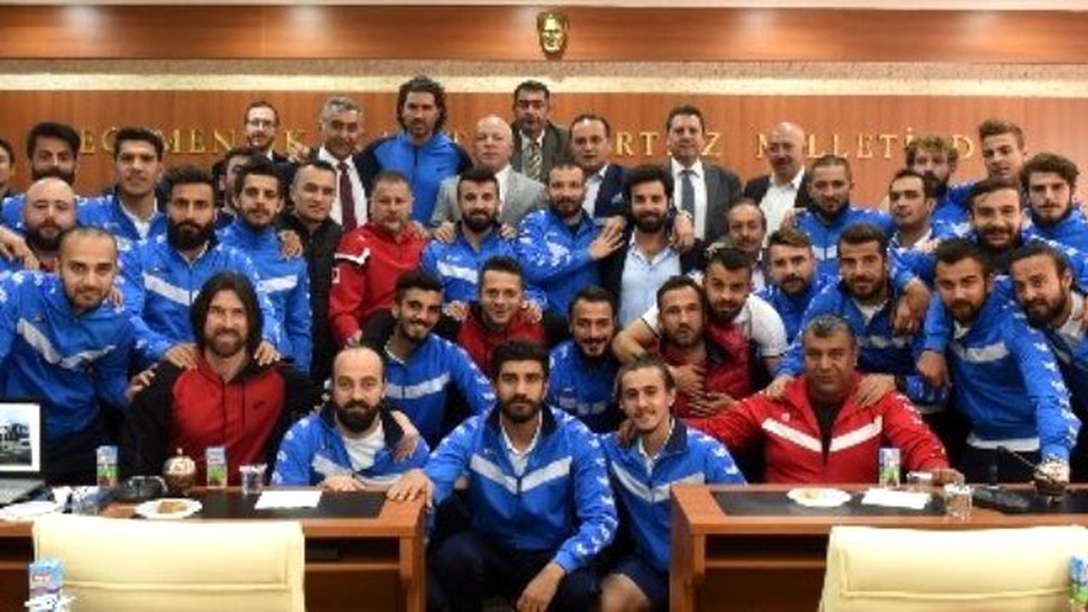 Sekmen: "Mavi Beyazlı Camia Olarak İnandık ve Başardık"